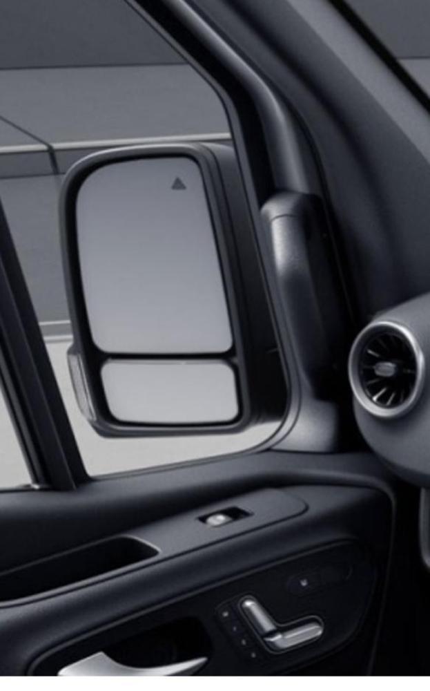 Remifront 4 Mercedes Sprinter VS30 >2019 Zijraam L met Instapgreep Zwart